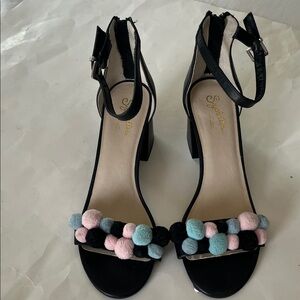 Seychelles Black March pompom leather chunk heel shoes ankle strap zipper  8.5